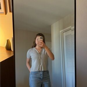 Short Button-Front V-Neck Knit Top - Light Gray